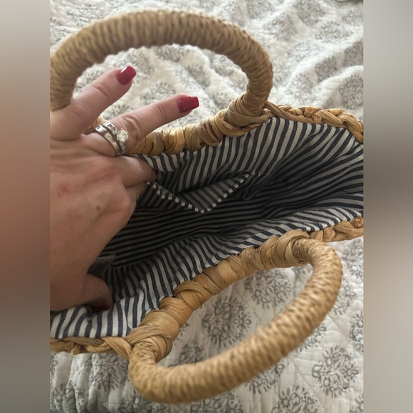 Small wicker purse - Picture 3 of 5